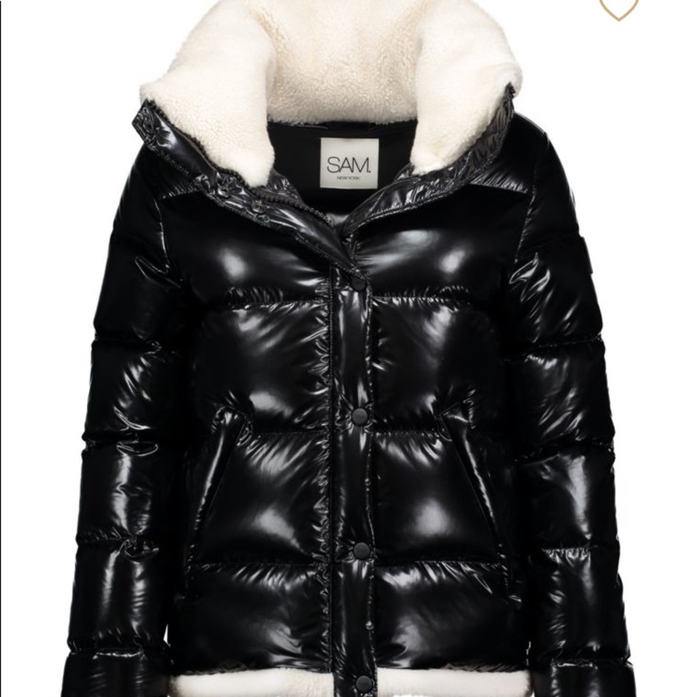 BLACK PUFFER SAM COAT WITH SHERPA LINING